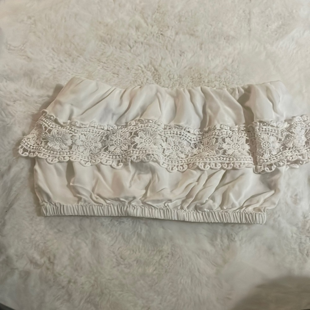 strapless top